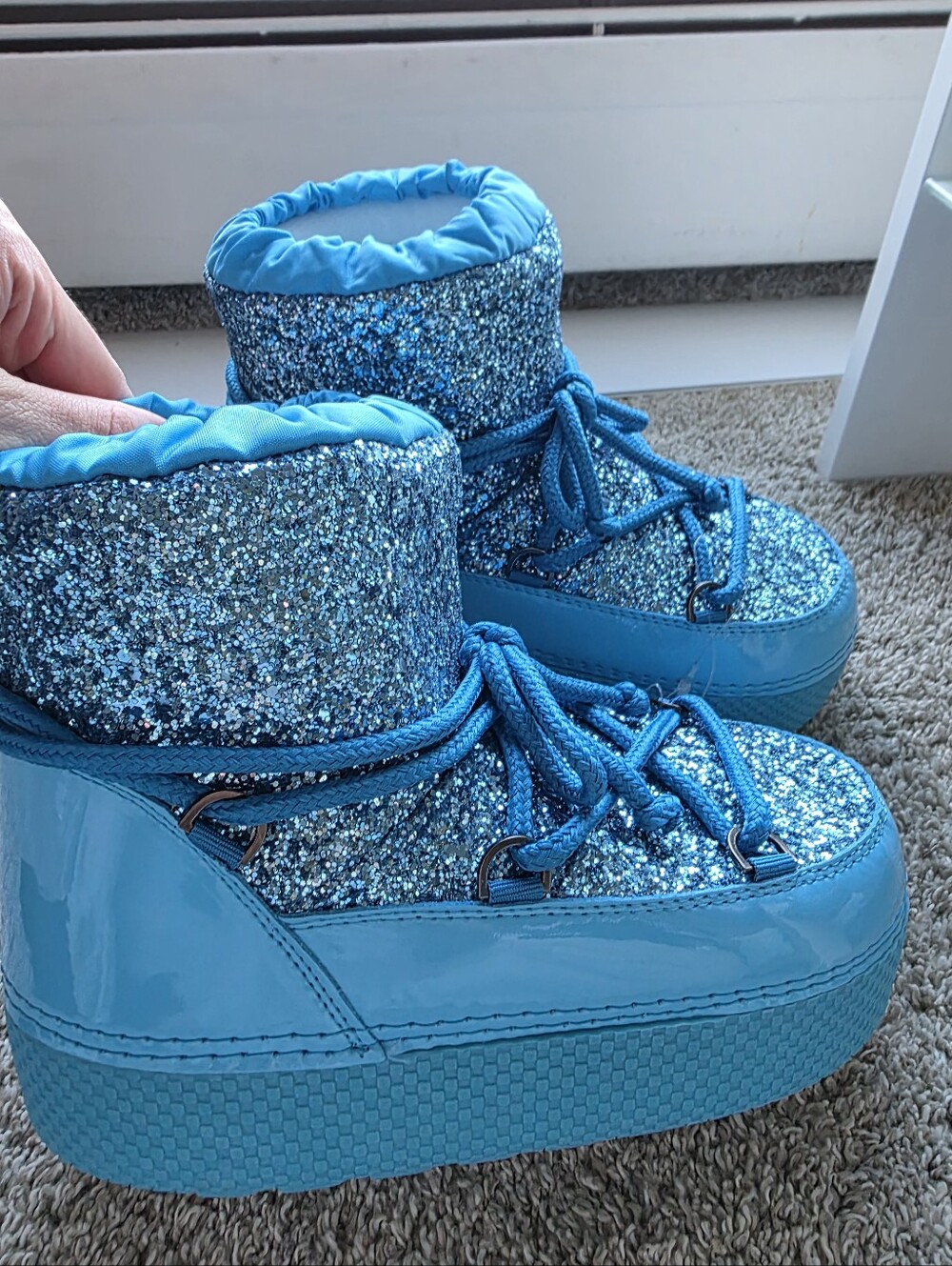 Olivia Miller Blue Glitter Moon Boots Sparkly Puffer Snow Boots Size S 6- 7.5